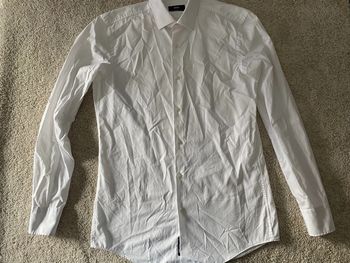 Chemise uni slim fit Hugo Boss 🌻