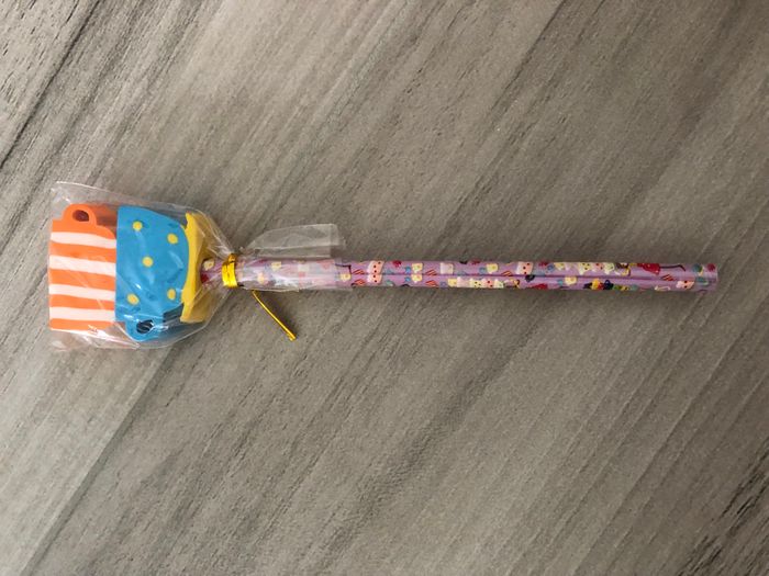 Crayon et gomme, Santoro