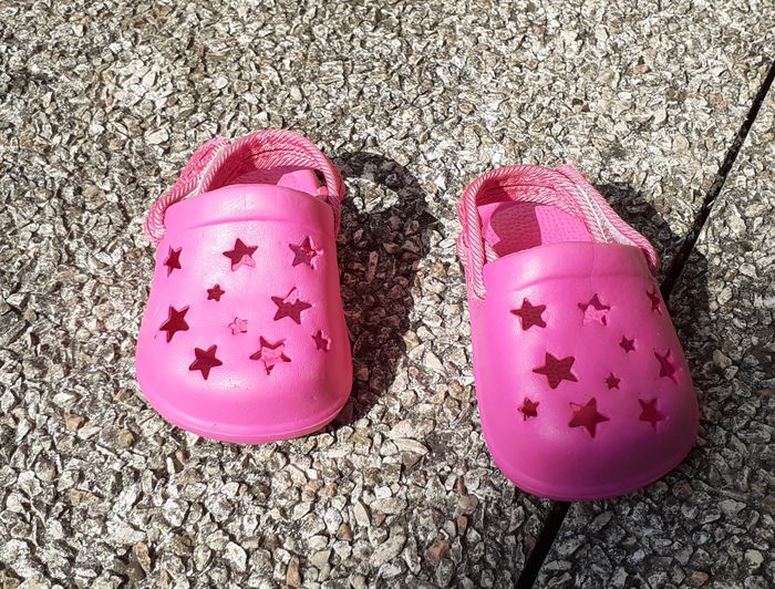 Chaussures type Crocs roses 18