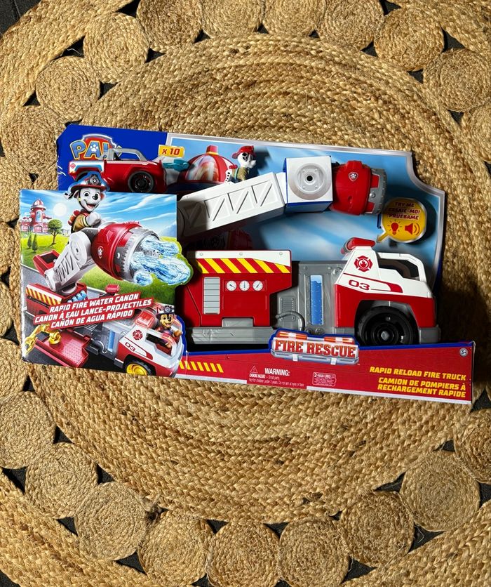 Grand camion de pompier pat patrouille