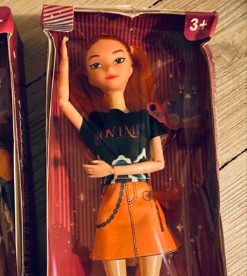 Poupée MIRA Kpop Demon Hunters NEUVE