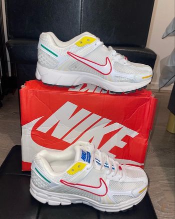 Nike zoom vomero 5 couleur primaires 
