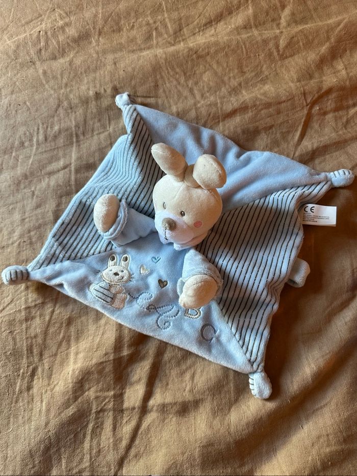 Doudou lapin bleu - photo numéro 2