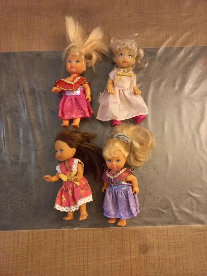 4 mini poupée voiture - photo numéro 3