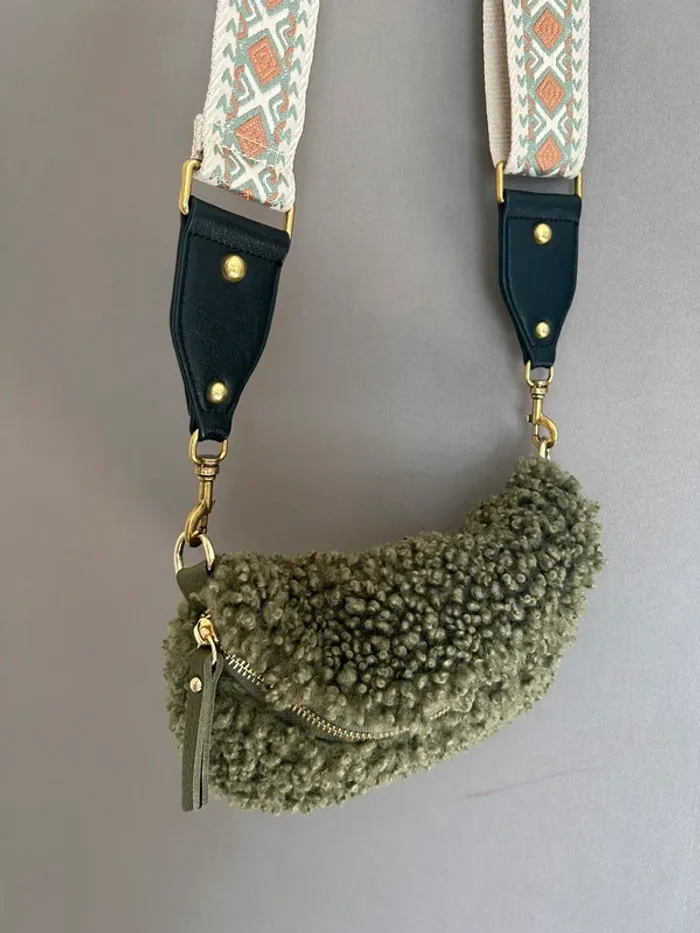Made in italy sac banane en mouton vert kaki avec 2 bandoulière - photo numéro 3