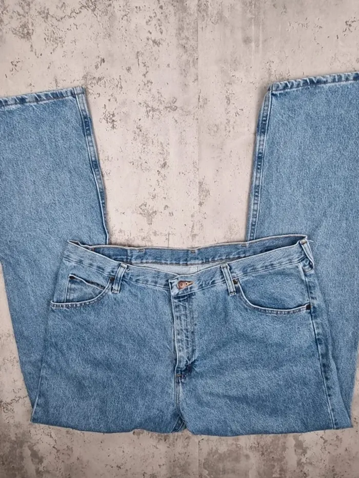 Jean Wrangler bleu clair – Taille 38x32 US / 48 FR Homme (mesures en photos) - photo numéro 2