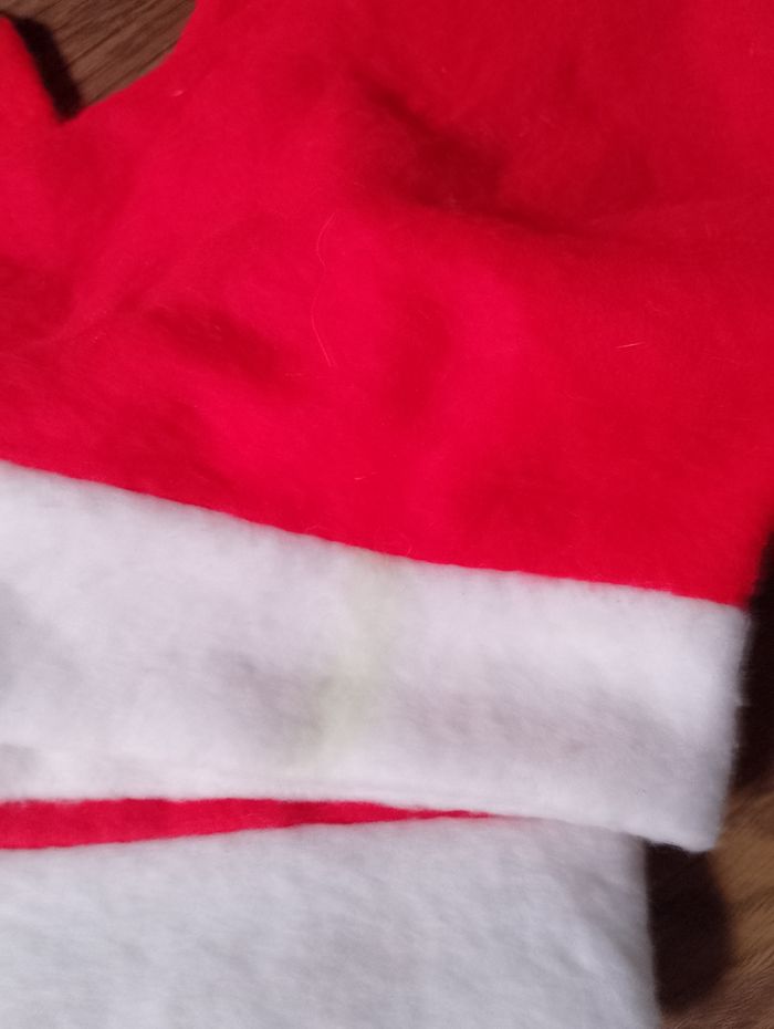 6 Bonnets de Noël identique avec cloches - photo numéro 8