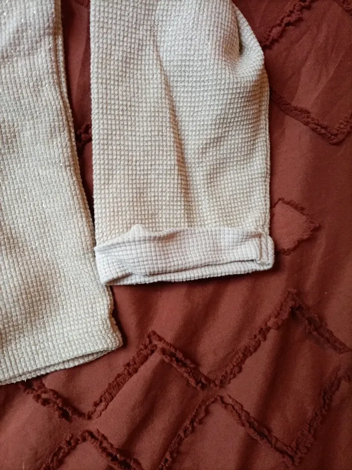 Joli pull court Mango 8/10 ans - photo numéro 4