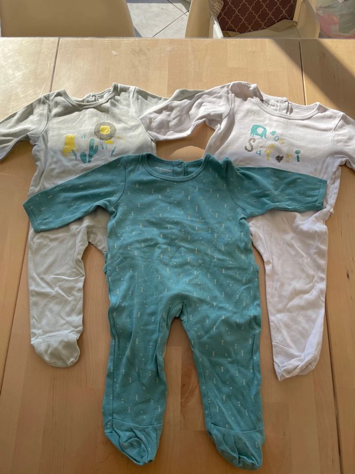 Lot de 3 pyjamas 6mois verbaudet