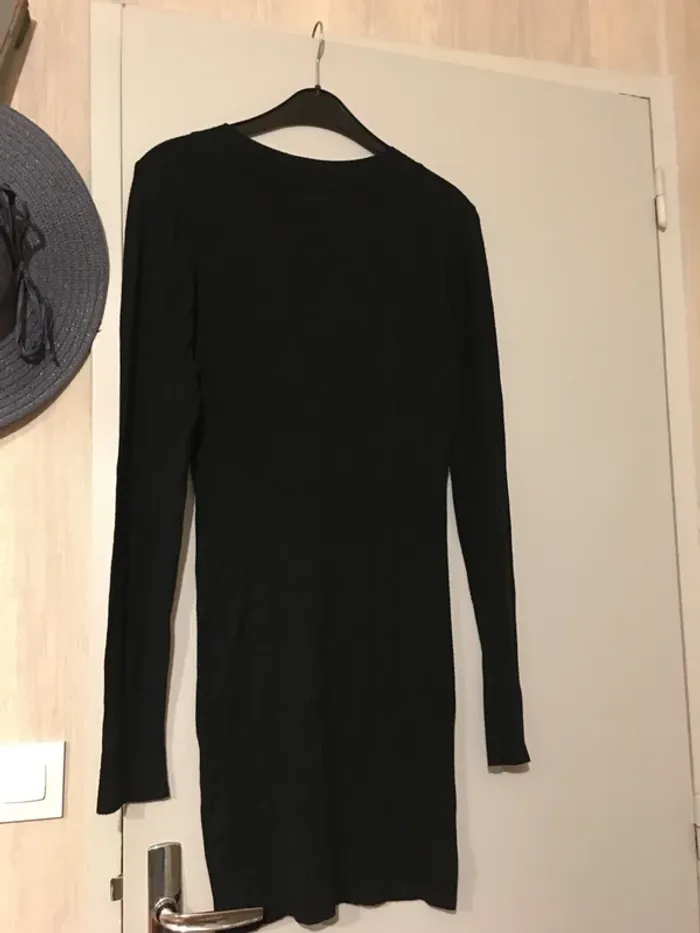 Robe style laine noir - photo numéro 4
