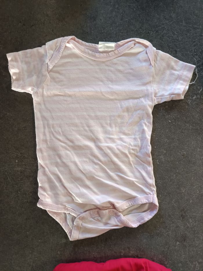 Lot bodies mots d'enfants 12 mois - photo numéro 6