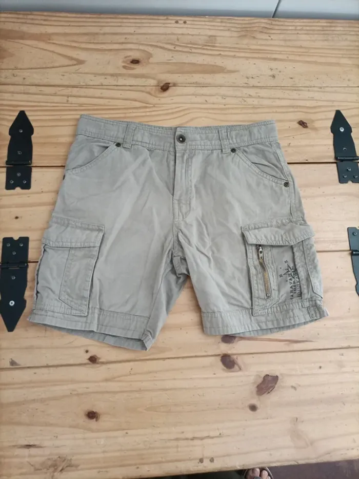 Short beige