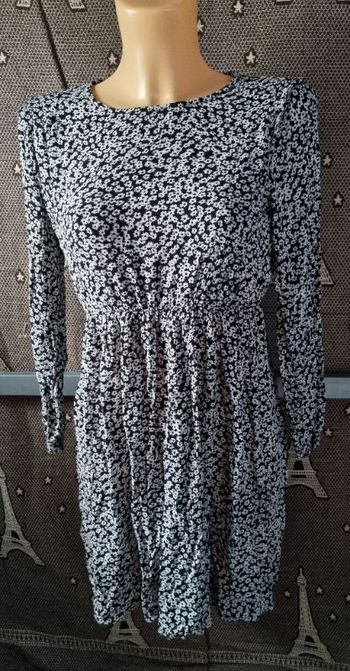 Robe fleurie à manches longues 12ans