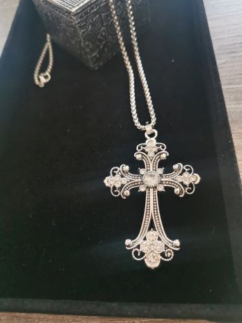 Collier et pendentif spirituel croix chrétienne