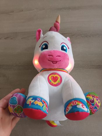 Peluche licorne interactive 