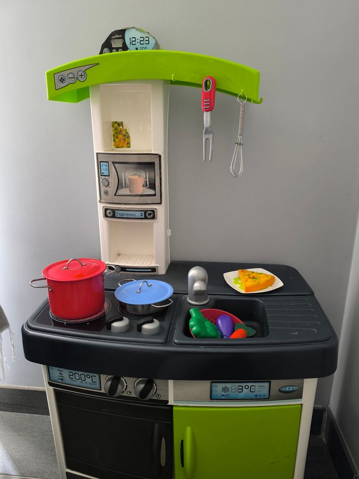 Cuisine pour enfants + les accessoires