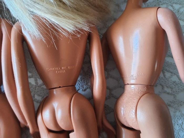 Lot 4 barbies vintage - photo numéro 5