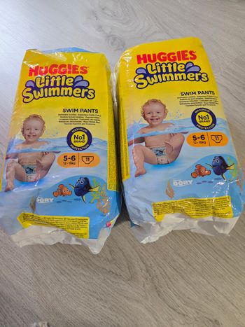 Lot de 22 couches piscine little swimmers