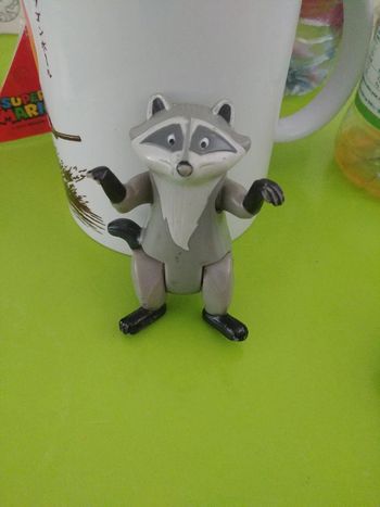 Figurine Meeko raton laveur pocahontas figure disney