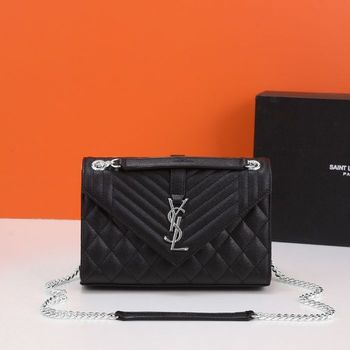 Yves Saint Laureṇt  92100