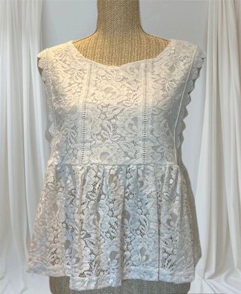 Blouse sans manches dentelle doublée 38/40