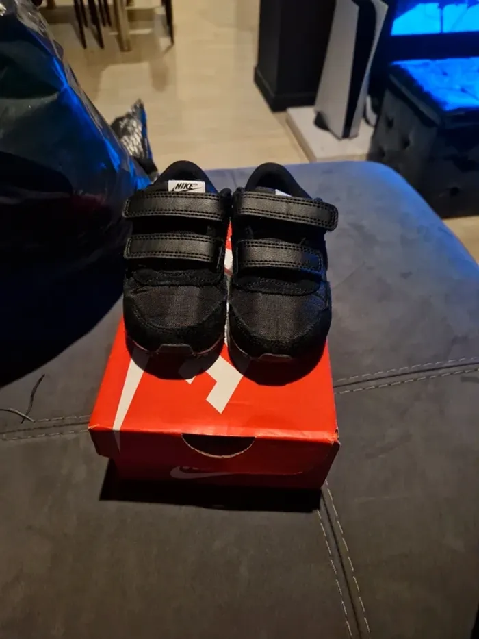 Nike bébé pointure 22 - photo numéro 3