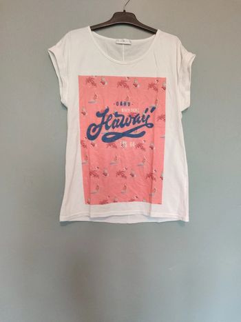 Tee shirt cache cache