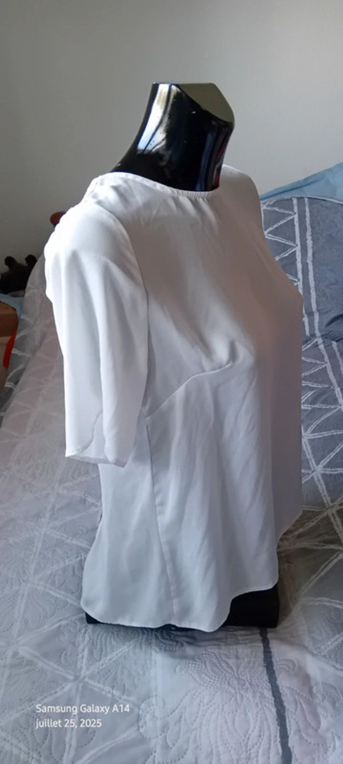 Blouse large en voile blanche dos ouvert femme M atmosphère - photo numéro 3