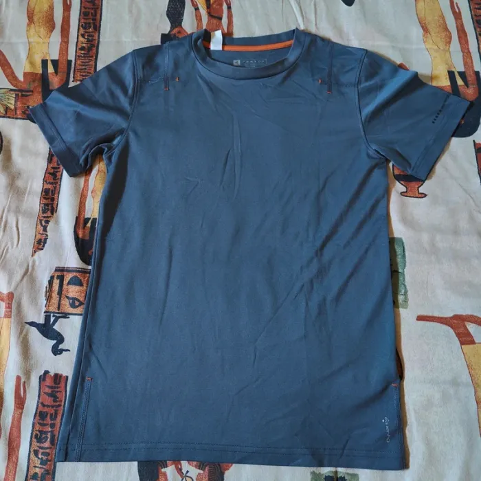 T-shirt running Domyos taille 12 ans