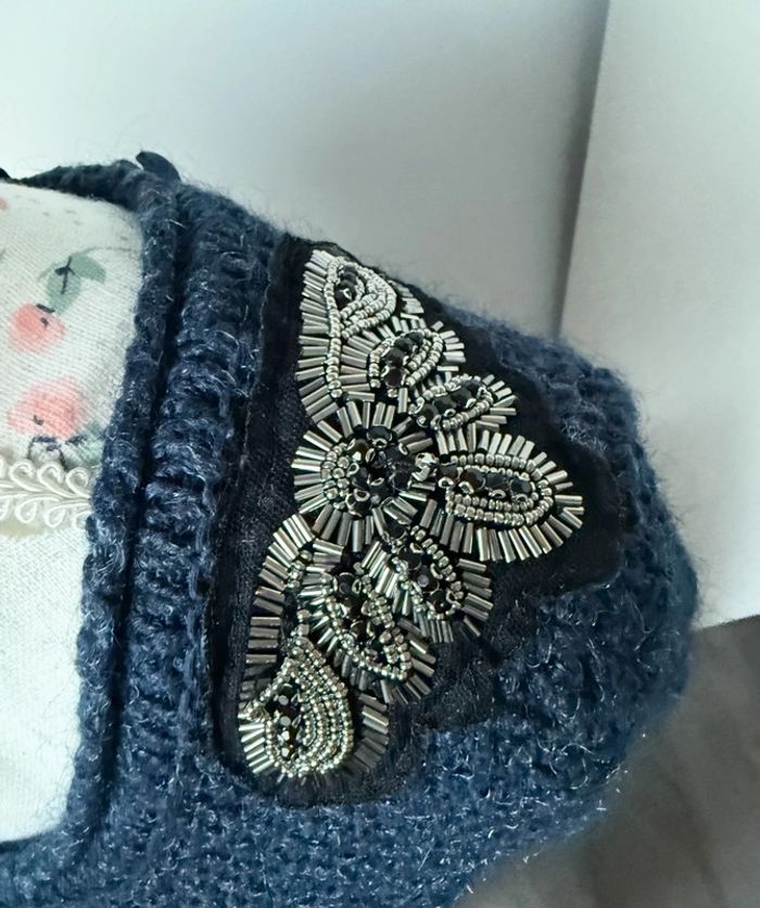 Gros pull bleu avec perles Naf Naf M ou 38 - photo numéro 4