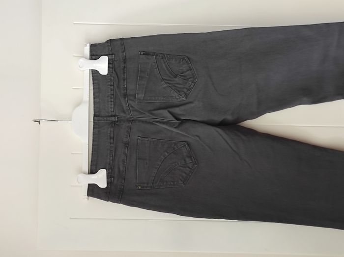 Jean droit femme gris – Taille 38 – Très bon état - photo numéro 3