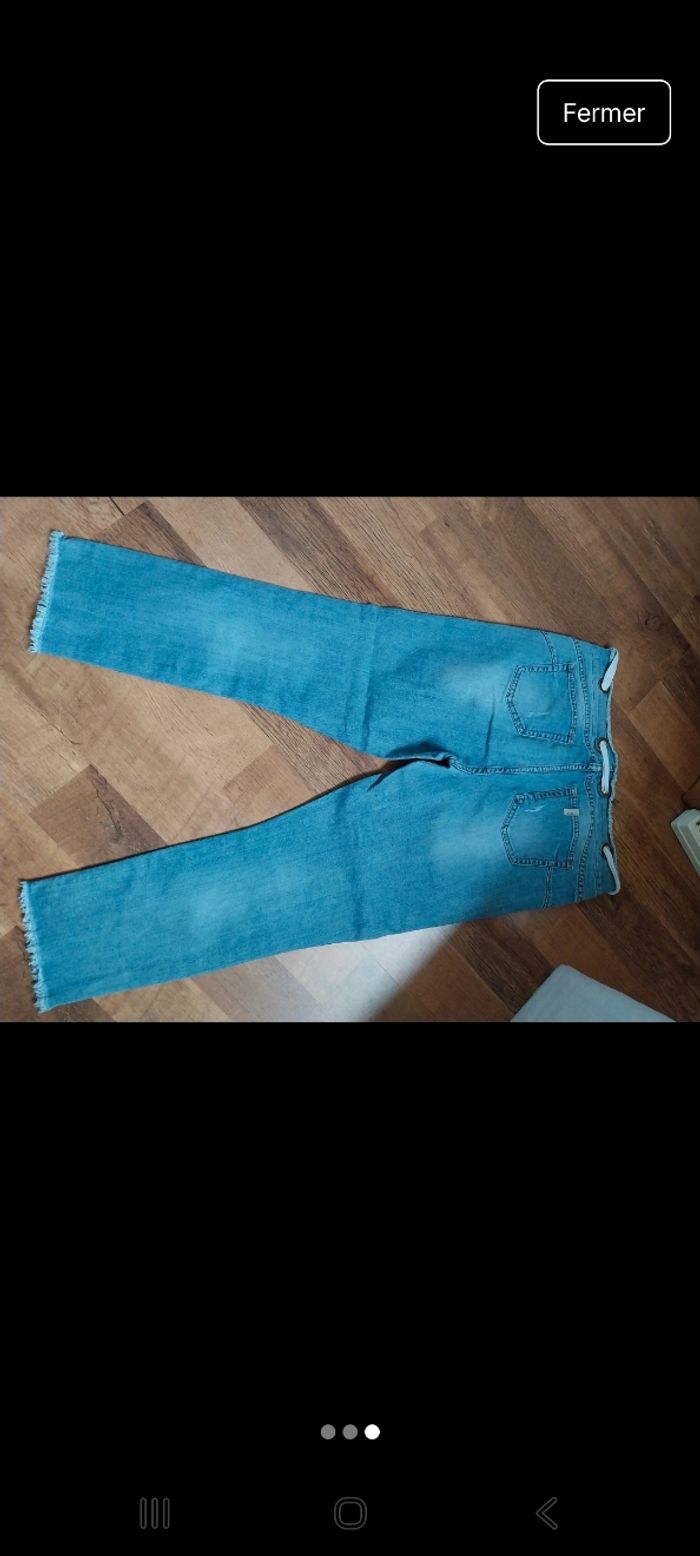 Jean pantacourt taille 40 en tres bon etat - photo numéro 2