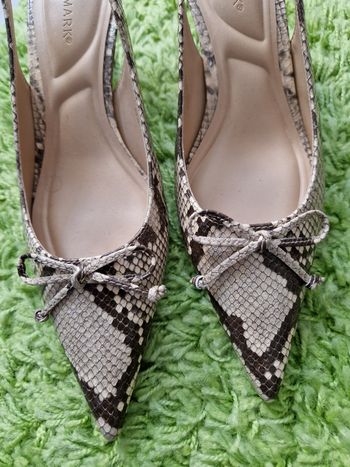 Escarpins serpent 38 neufs Primark