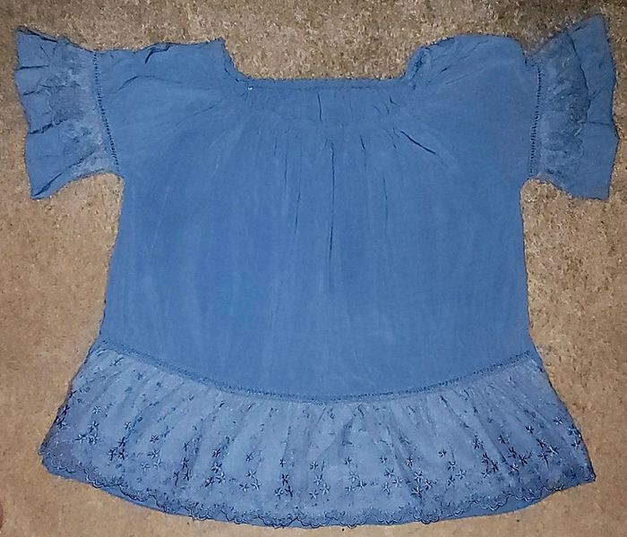T-shirt dentelle