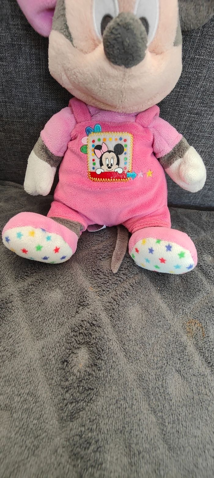 Peluche Minnie motif étoile - photo numéro 2