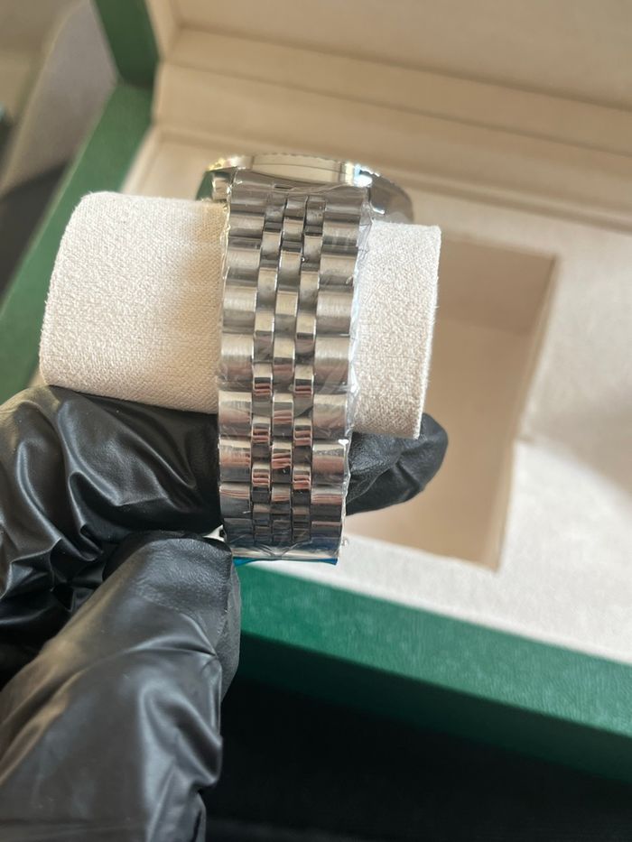 Montre arg/fond noir - photo numéro 6