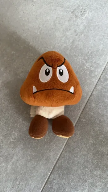 Peluche mario/gombia