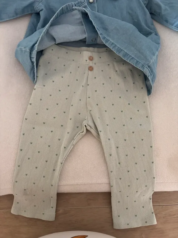 Ensemble bébé fille taille 12mois. - photo numéro 4