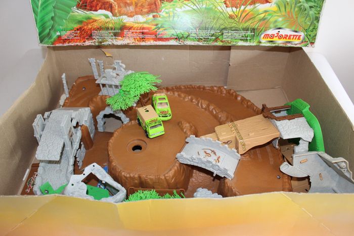 Majorette Jungle Mission + 2 véhicules (manque quelques éléments) - photo numéro 14