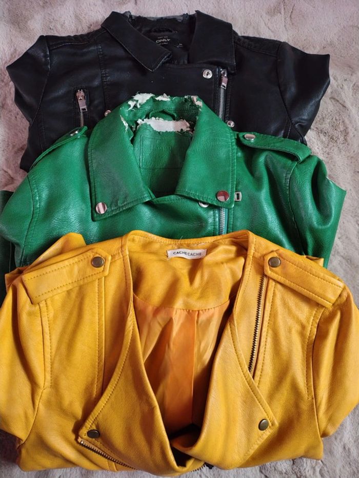Lot de 3 vestes en cuir taille 36