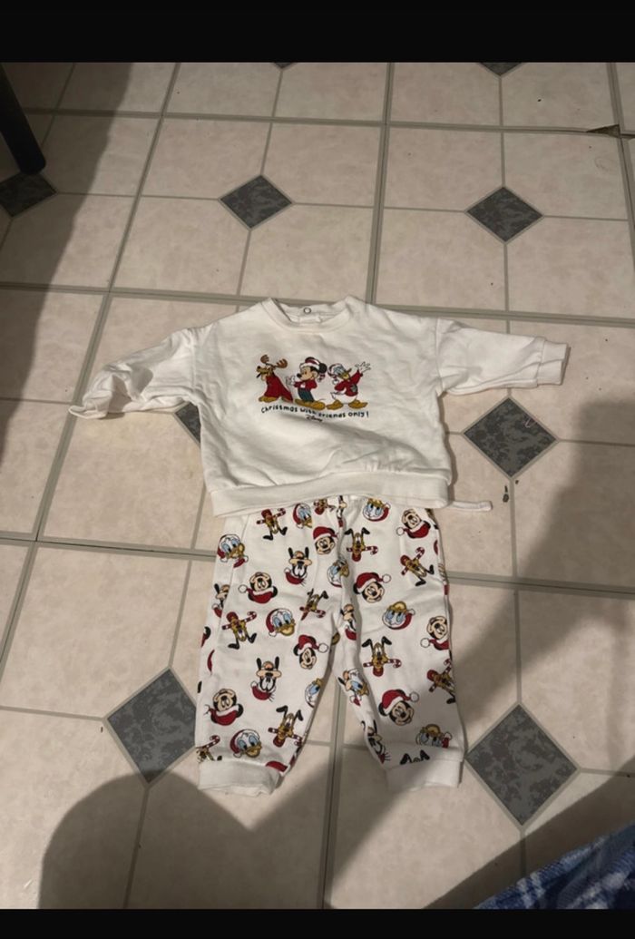 Ensemble Mickey