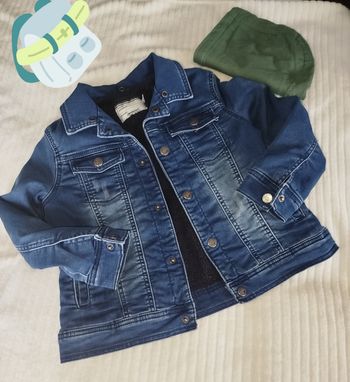 Orchestra Blouson Jean Garçon 8 ans 🎒 Taille 8 ans 128 cm .... Très bon état , peu porté 

    Blouson en Jean chaud, doublé moumoute.

Il possède une capuche qui se retire .