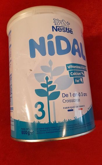Boite Neuve de 800g Lait infantile NIDAL 3 et donne