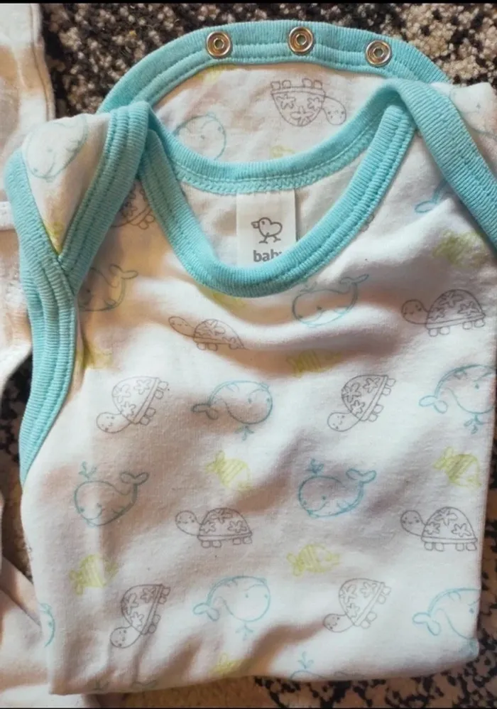 Lot body pantalon 12 mois - photo numéro 3