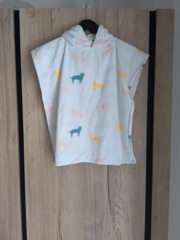 Serviette de bain poncho enfant Kiabi