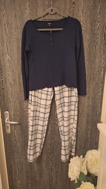 Ensemble pyjama en flanelle léger bleu et blanc  à carreaux