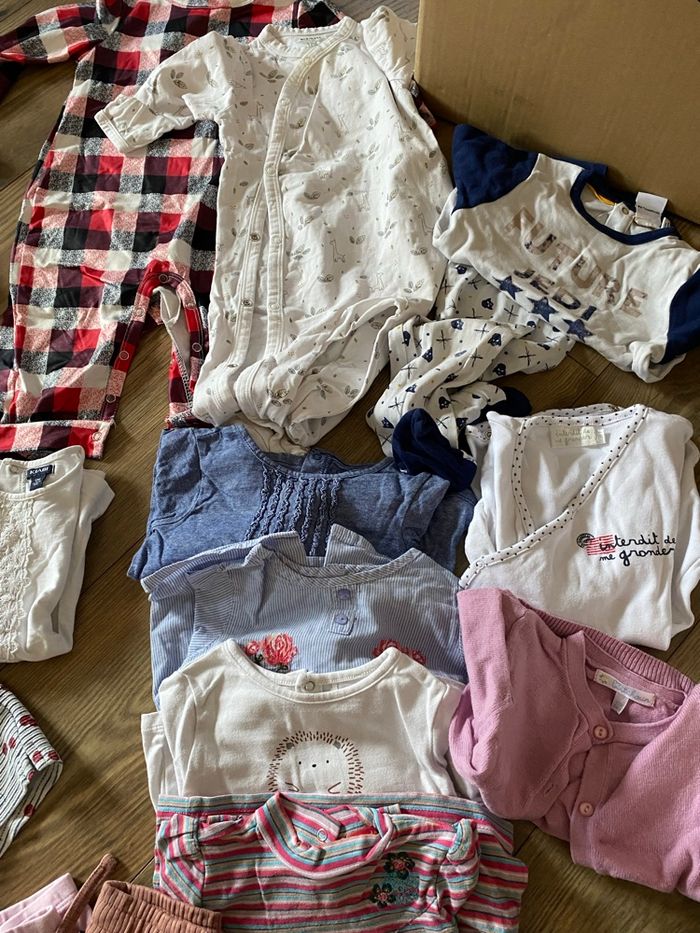 Lot 35 vêtements fille T12 mois - photo numéro 6