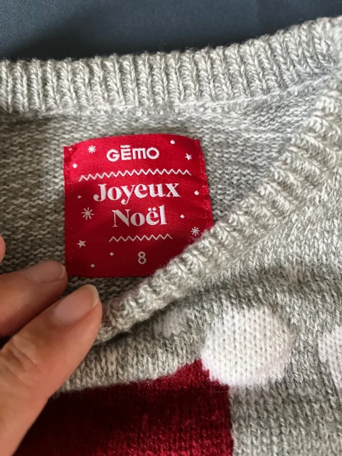 Pull de Noël reine - photo numéro 3
