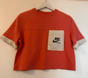 Tee shirt crop top