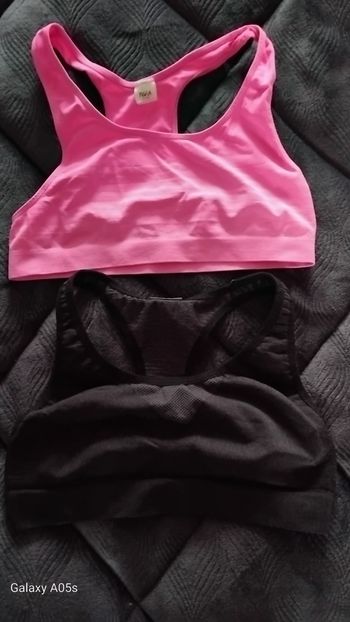 Lot de brassières taille 14 ans